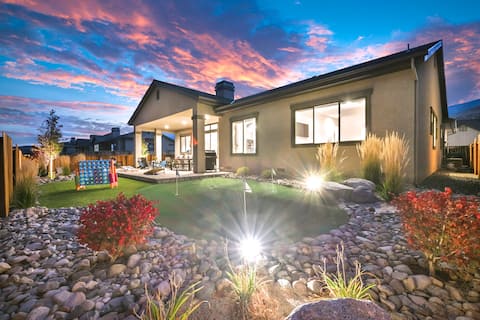 Luxe 1-Level: Discount 3+ nights | No service fee!