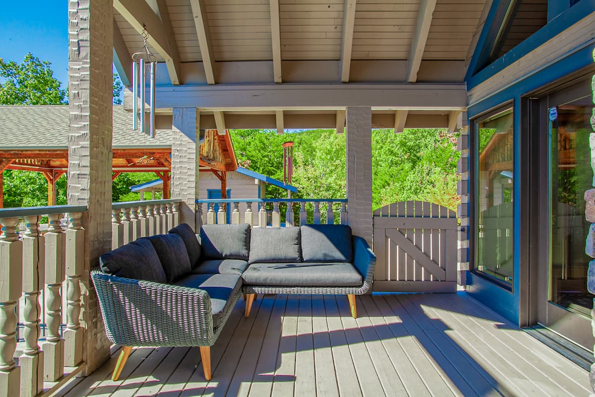 Porch at Majestica Lodge
