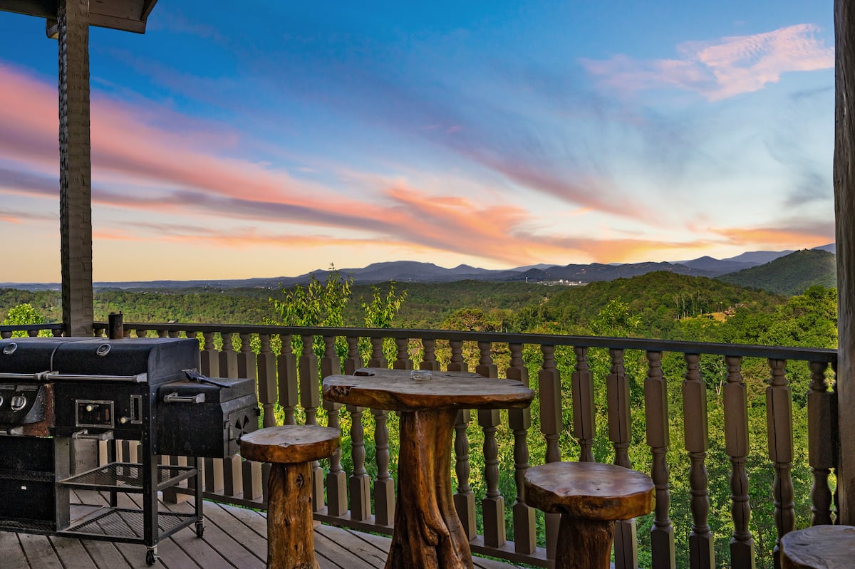 Balcony 1 at Majestica Lodge