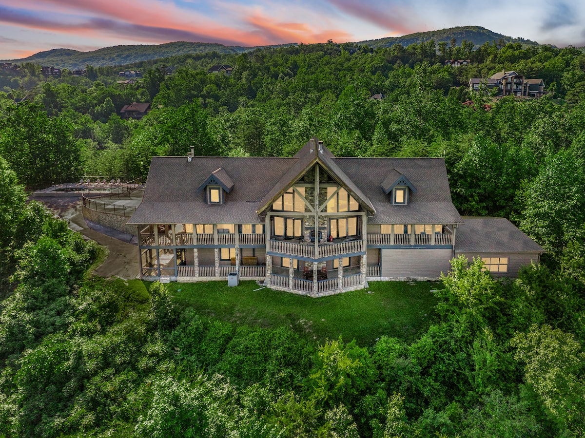 Majestica Lodge at Majestica Lodge