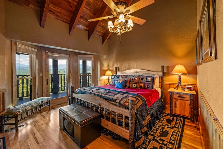 Main Level King Bedroom