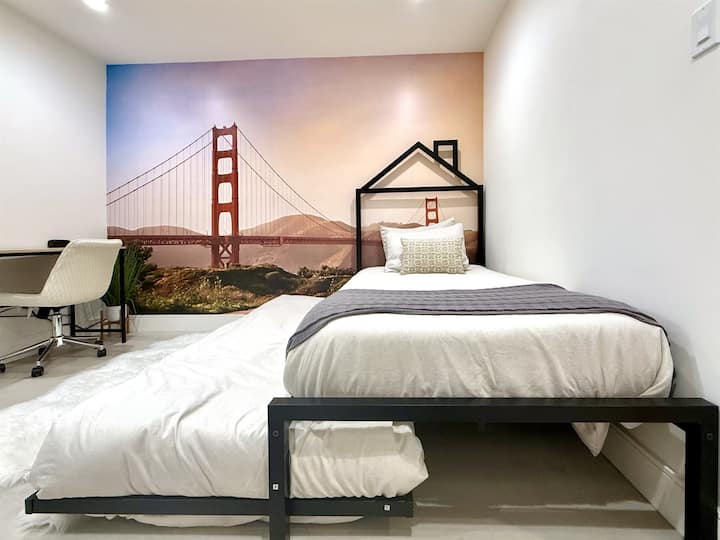 Ორადგილიანი საწოლი ტრუნდლით - მოქნილი საძილე პირობები.