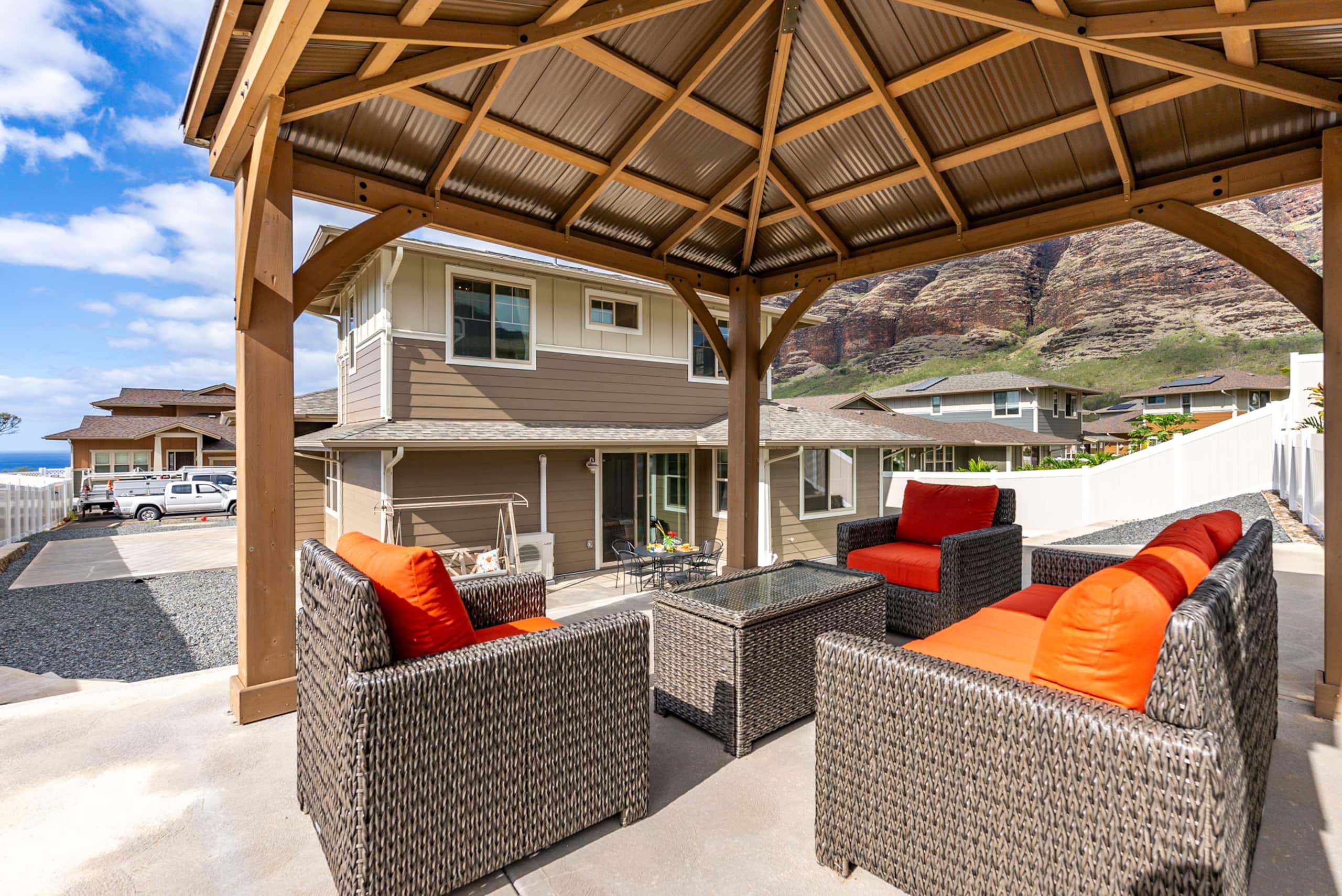 Villa in Waianae · ★4.87 · 4 bedrooms · 8 beds · 2.5 private baths - Image 34