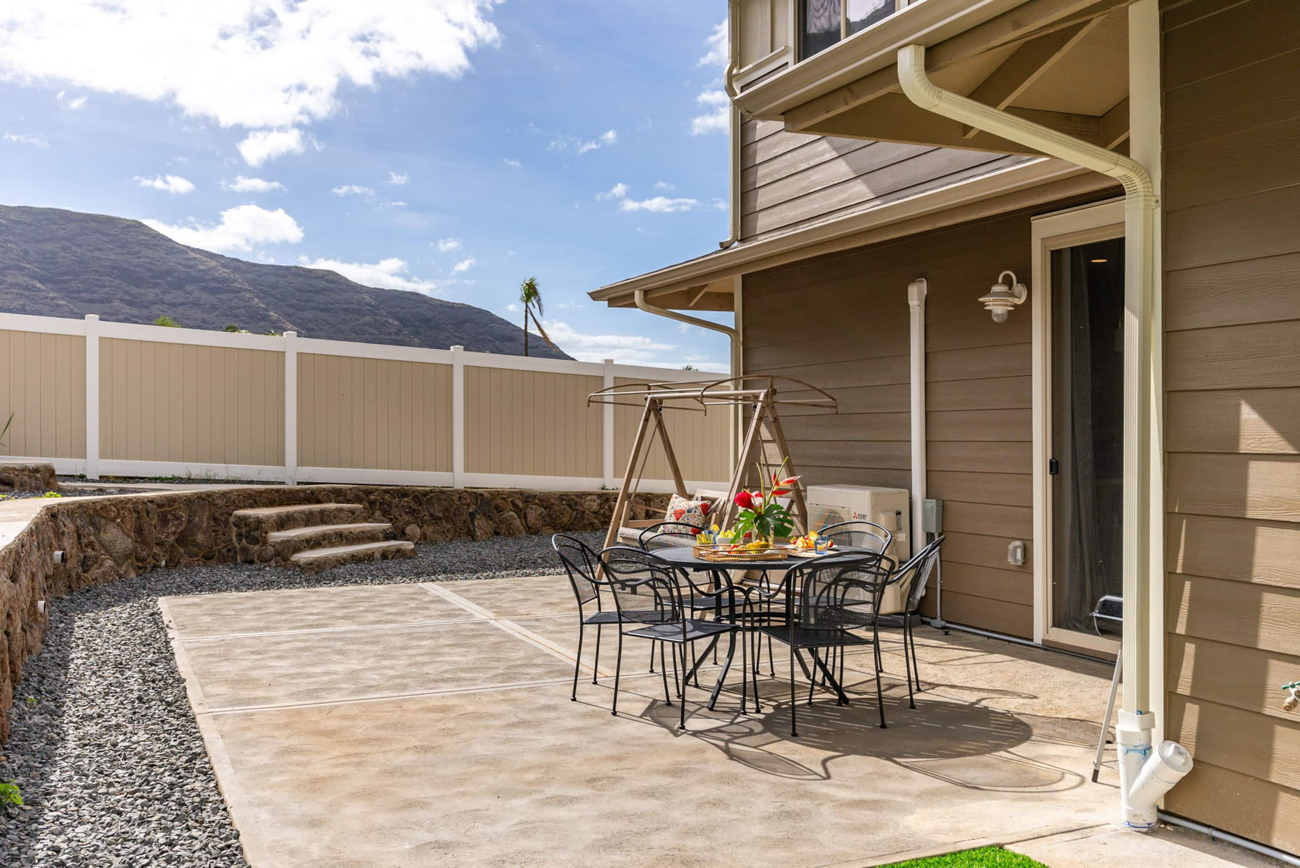 Villa in Waianae · ★4.87 · 4 bedrooms · 8 beds · 2.5 private baths - Image 31