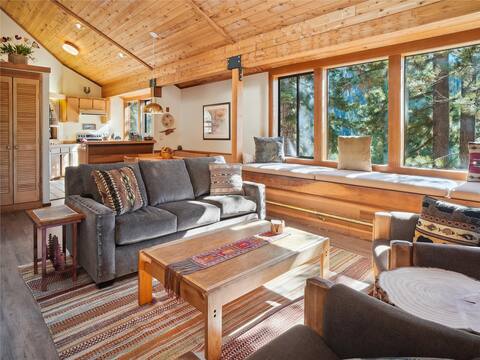 Juniper Mountain Cabin in Alpine Meadows