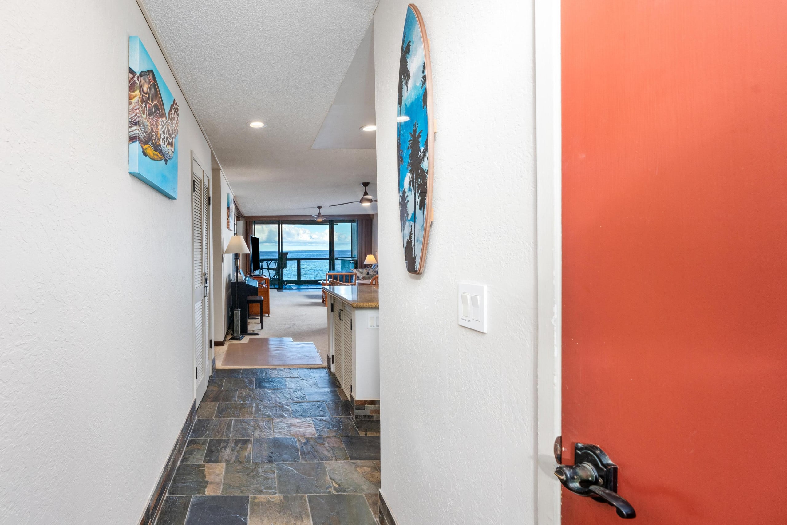 Condo in Kailua-Kona · ★4.62 · 2 bedrooms · 3 beds · 2 shared baths - Image 2