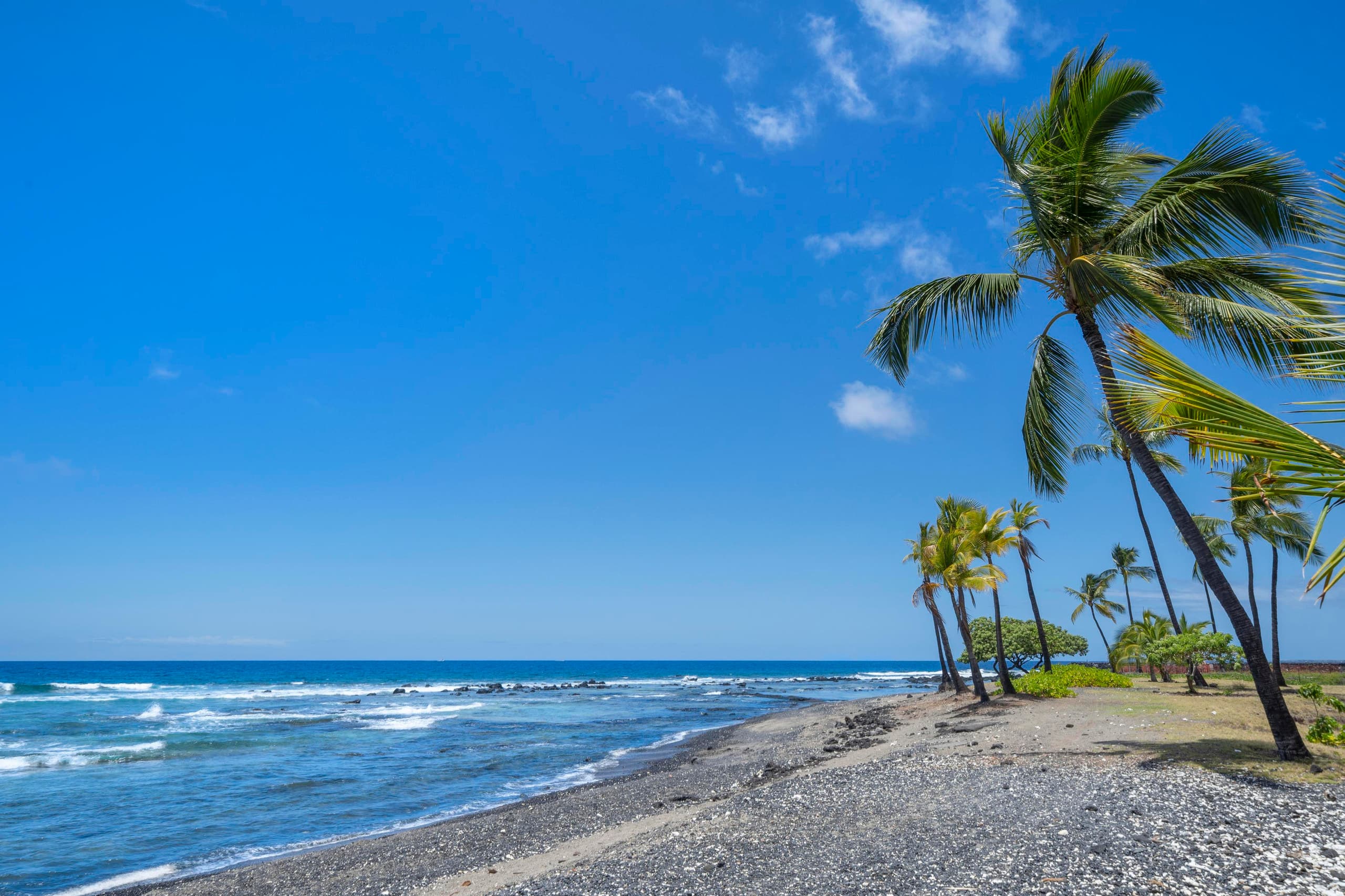 Condo in Kailua-Kona · ★4.62 · 2 bedrooms · 3 beds · 2 shared baths - Image 33