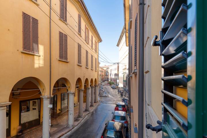 Fine Arts Apartment x5 gallery image 2