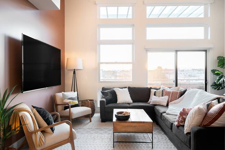 Bold & Elevated | Espadin LoHi gallery image 3