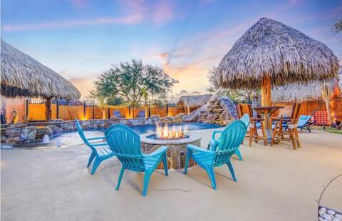 TX Holiday Heated Pool Paradise: Jacuzzi, Tiki Bar