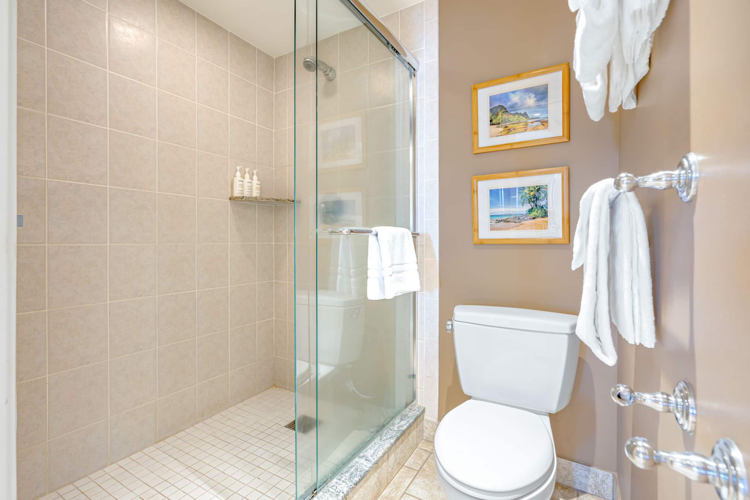 Condo in Lahaina · ★5.0 · 2 bedrooms · 3 beds · 2 baths - Image 13