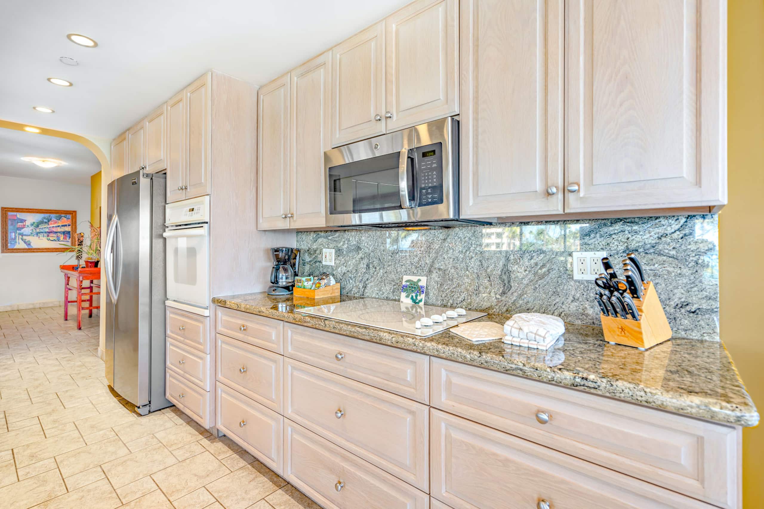 Condo in Lahaina · ★5.0 · 2 bedrooms · 3 beds · 2 baths - Image 9