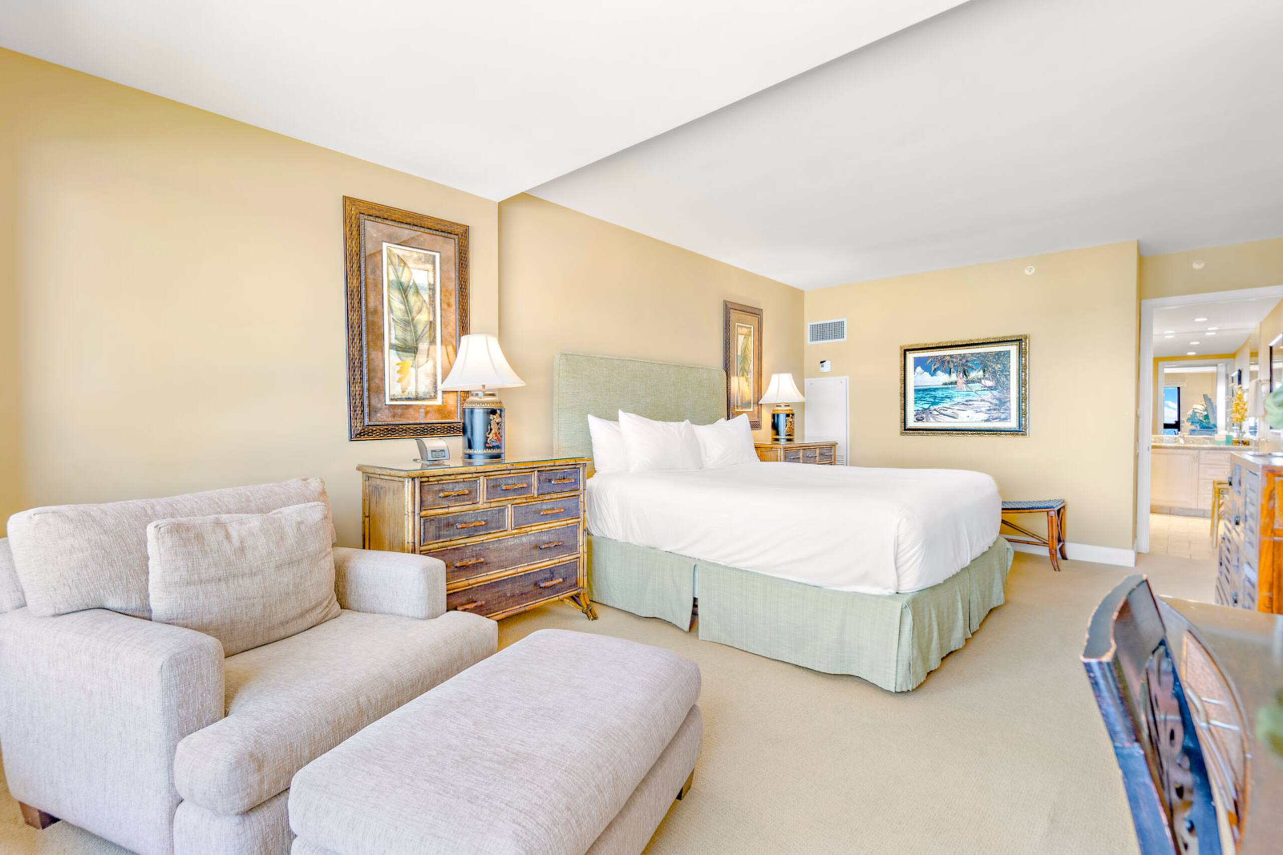 Condo in Lahaina · ★5.0 · 2 bedrooms · 3 beds · 2 baths - Image 17