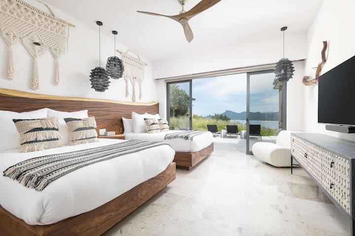 Cuarto dormitorio, terraza con vista ocen + baño privado