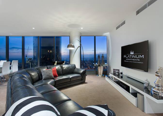 Jewel gallery image 3