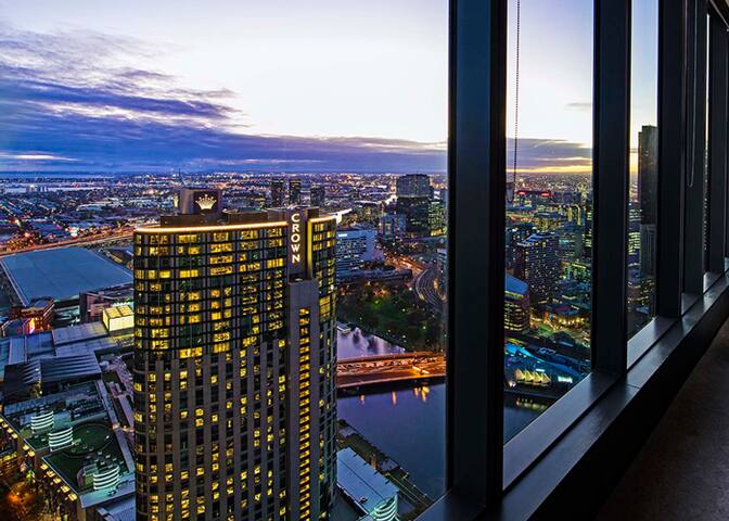 Jewel gallery image 5