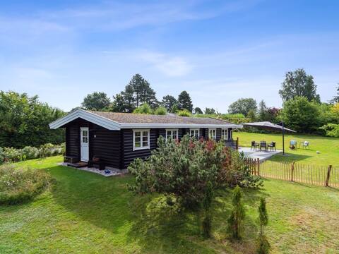 "Jeppe" - 500m from the sea by Interhome