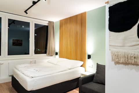 Popular Airbnb listing: Standard Apartment - Homaris Apartments Hamburg Al in Altona Altstadt