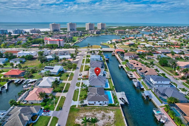 768 Amazon Court - Houses for Rent in Marco Island, Florida