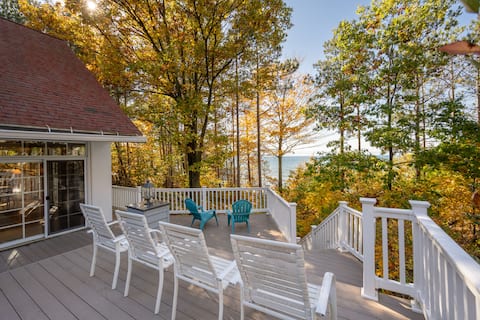 Beautiful Lake Michigan Home Great for Large