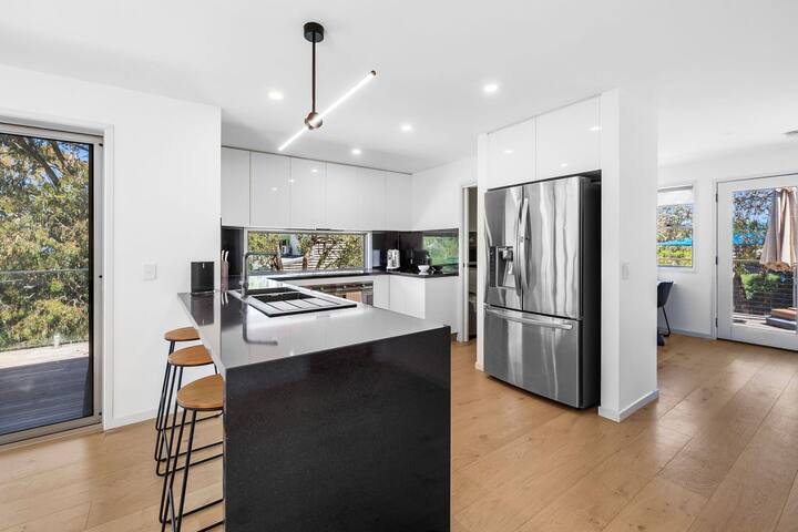 Beachside Bliss I Walk to Beach I Heated Pool gallery image 2