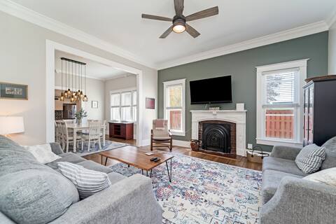 Charming Craftsman Home in the Heart of Dickson!