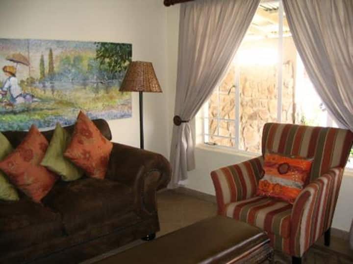Renoir Cottage - Dullstroom
