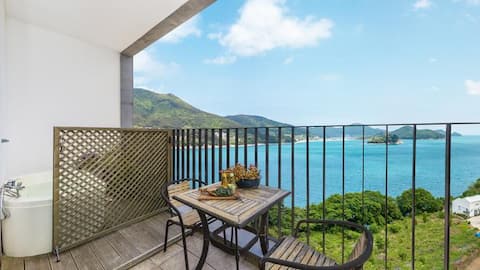 Rooms for large families, groups