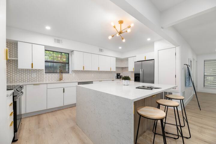 Forest Hill Family Hideaway- 4-Bed Retreat gallery image 4