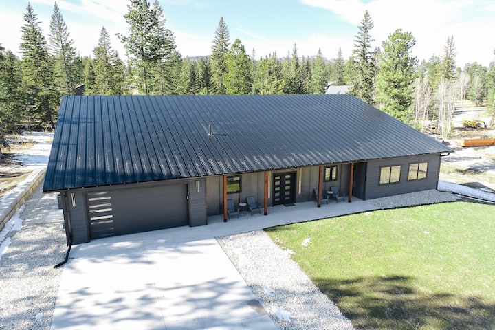 Trailside Basecamp
