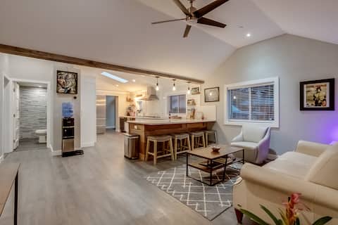 Hidden Gem * 3 Beds Near Golden