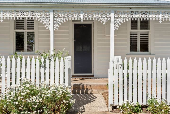 Coastal Cottage gallery image 3