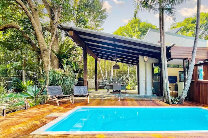 Beachfront Byron Bay – Family + Pets + Heated Pool