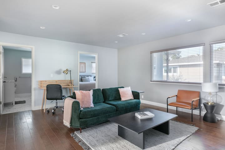 Blueground | Menlo Park, parking & a/c, nr dining