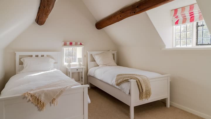 Kampden, Foxholme Manor, Bolthole Retreats