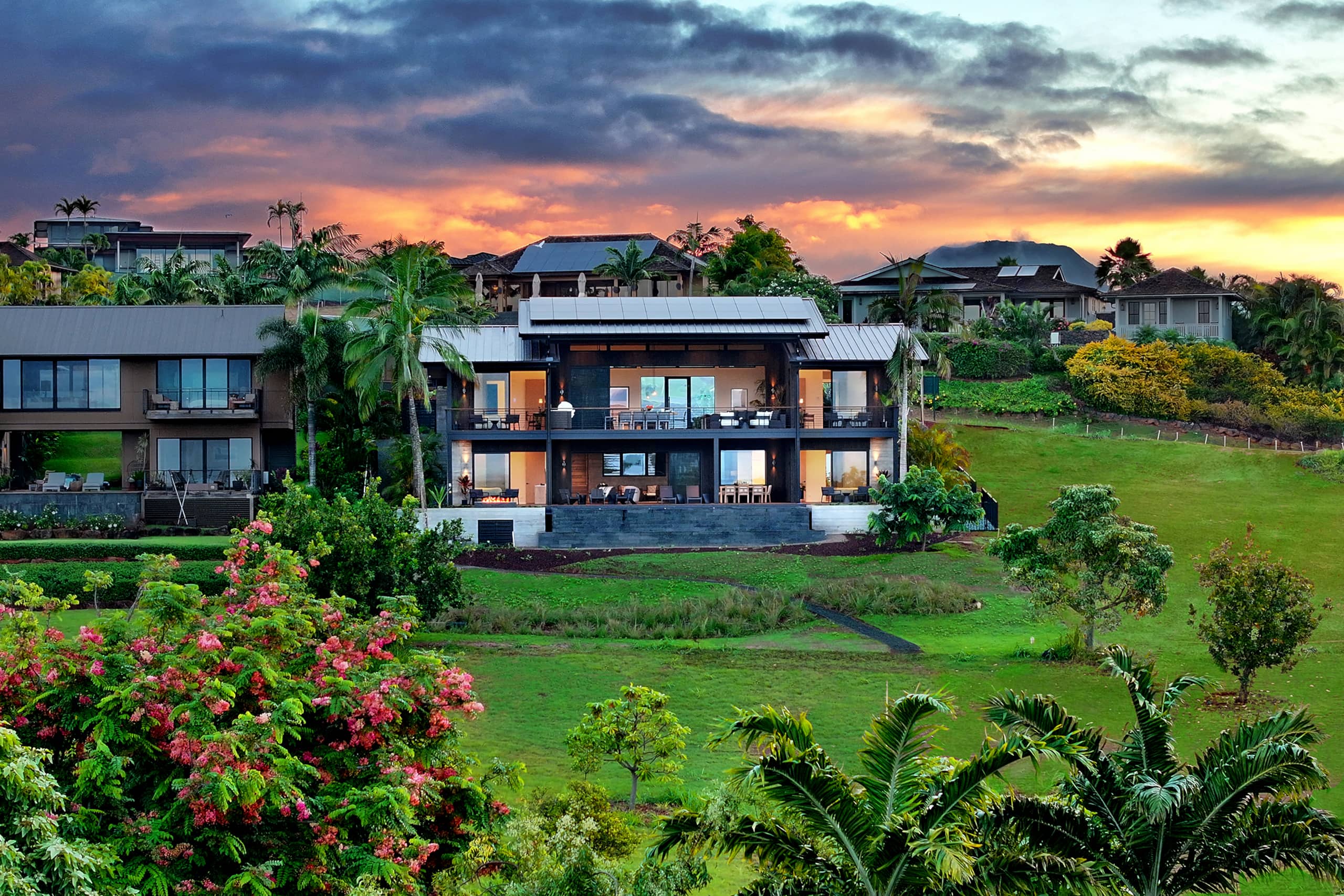 Home in Koloa · ★5.0 · 5 bedrooms · 8 beds · 5.5 baths - Photo 60