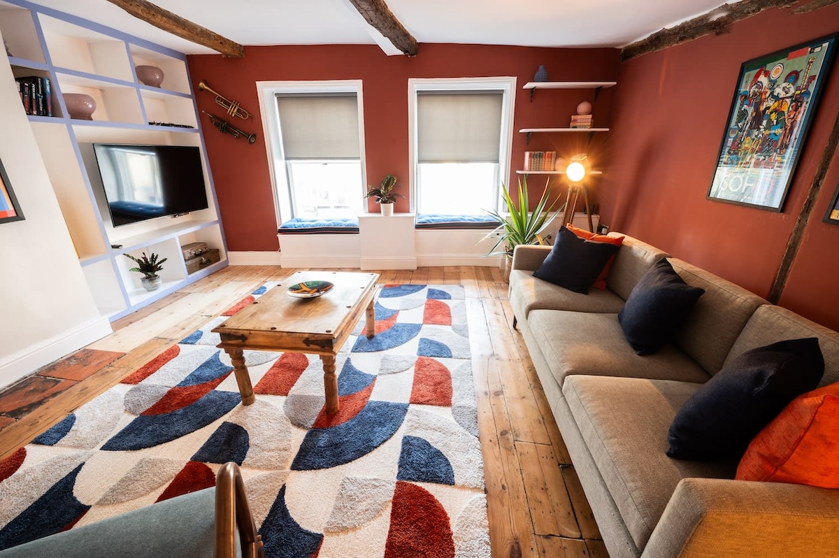 Quirky One Bed Property in the  Norwich Lanes
