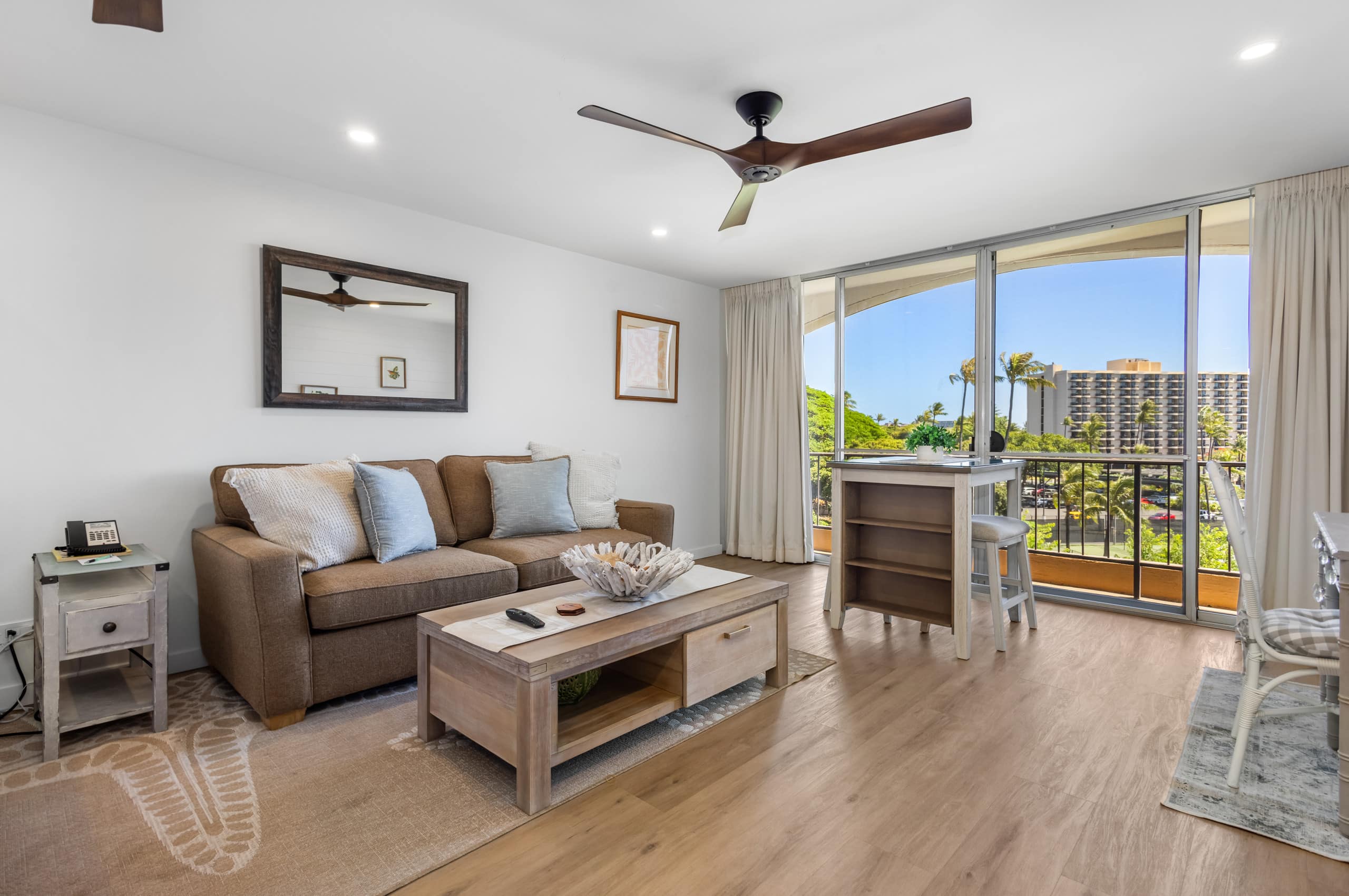 Condo in Lahaina · ★4.33 · Studio · 2 beds · 1 bath - Image 21