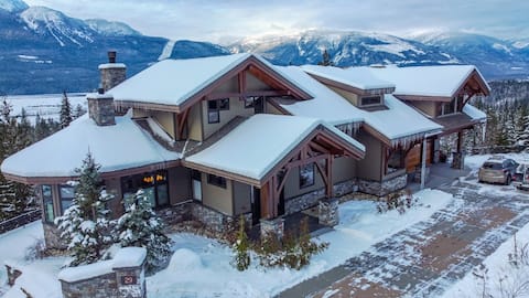 Tamarack Lodge