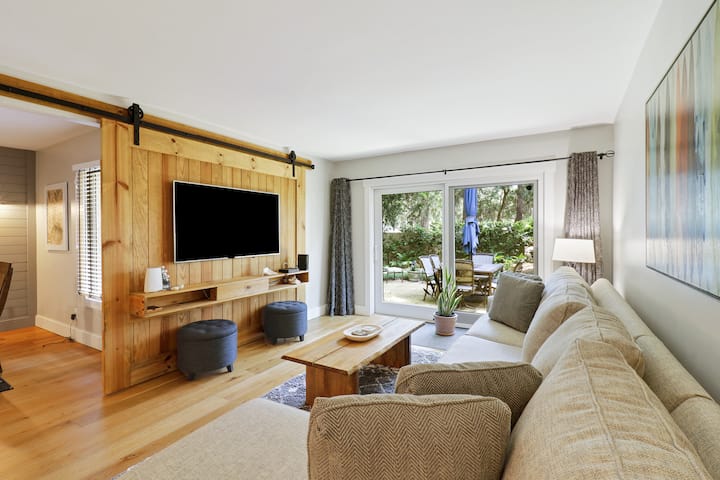 Updated Luxury 901 Cutter Court 3 Br Harbourtown - Hilton Head Island, SC