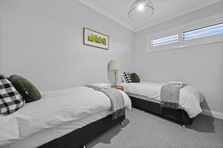 חדר שינה 3 - 2 מיטות יחיד