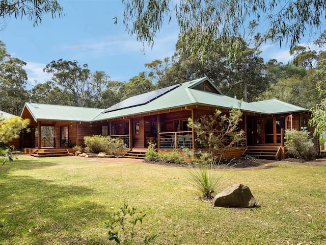 Woodland Retreat—Nature Lovers’ Ultimate Escape