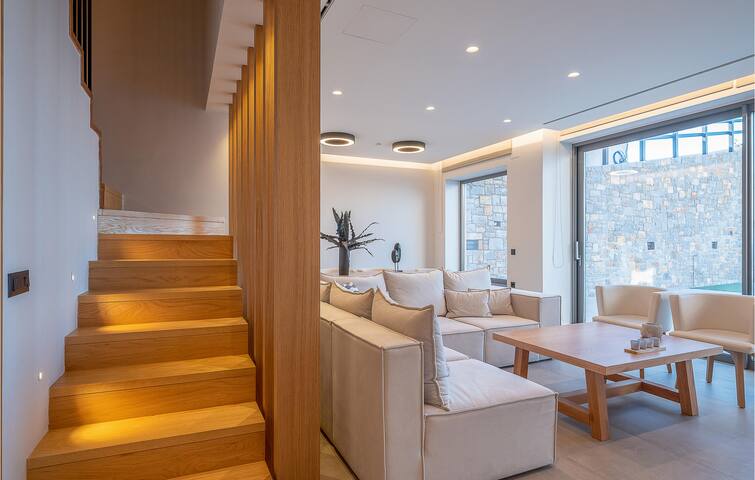 Beautiful home in Heraklio Crete gallery image 3