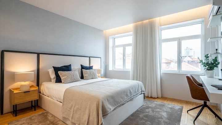 Penthouse W/ City Views | Almada 551 - Porto