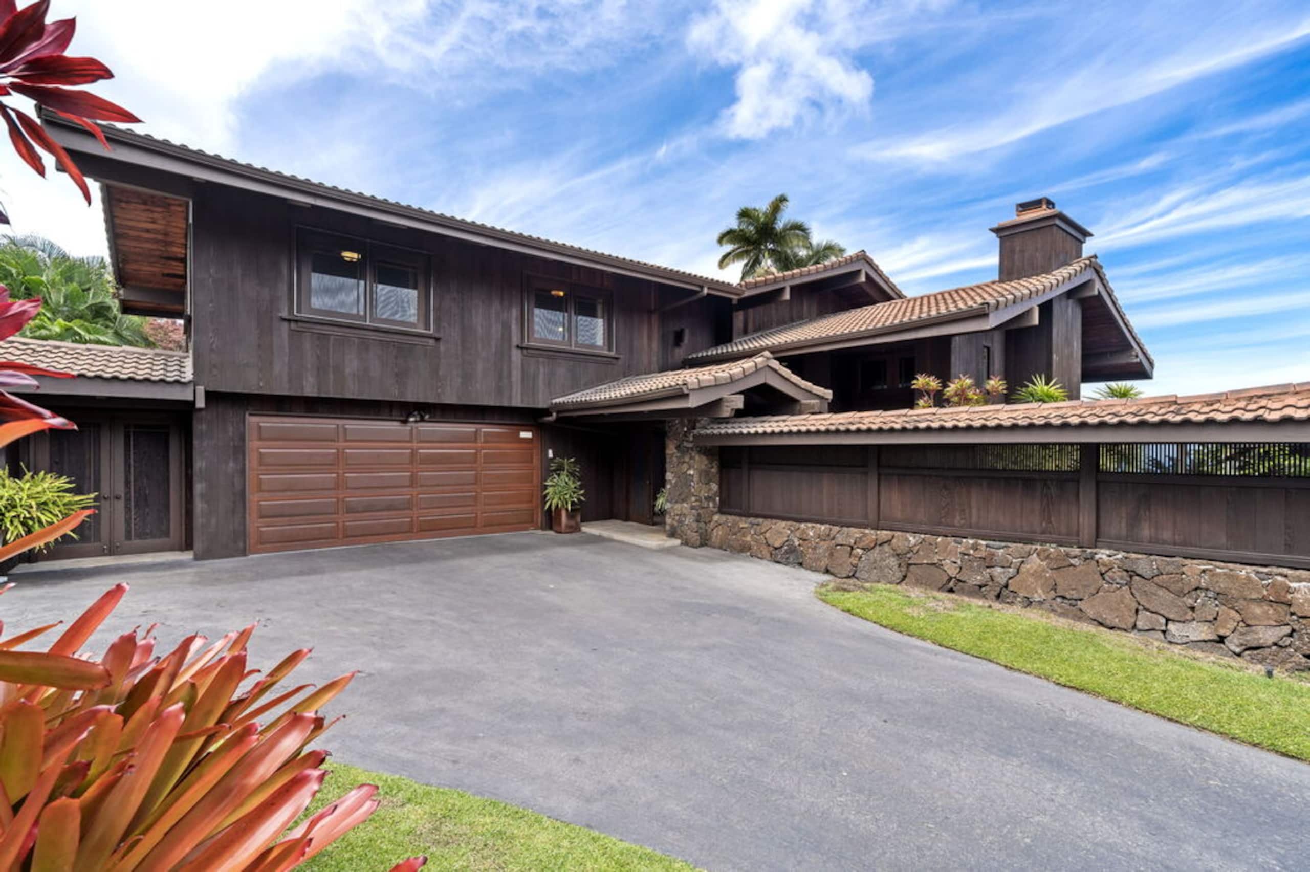 Home in Kailua-Kona · ★5.0 · 3 bedrooms · 4 beds · 2.5 baths - Image 2