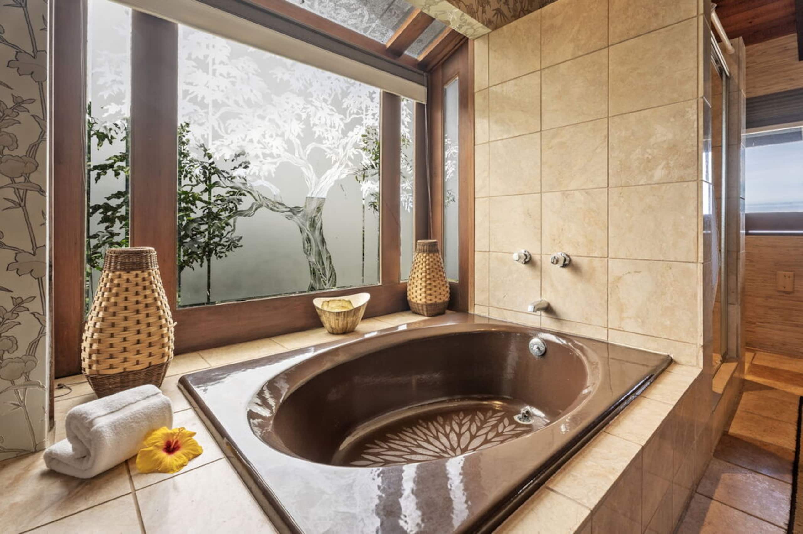 Home in Kailua-Kona · ★5.0 · 3 bedrooms · 4 beds · 2.5 baths - Image 26