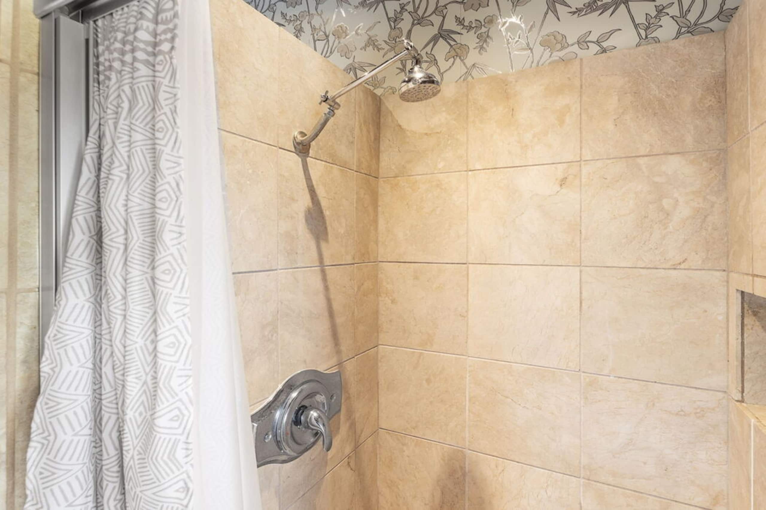 Home in Kailua-Kona · ★5.0 · 3 bedrooms · 4 beds · 2.5 baths - Image 27
