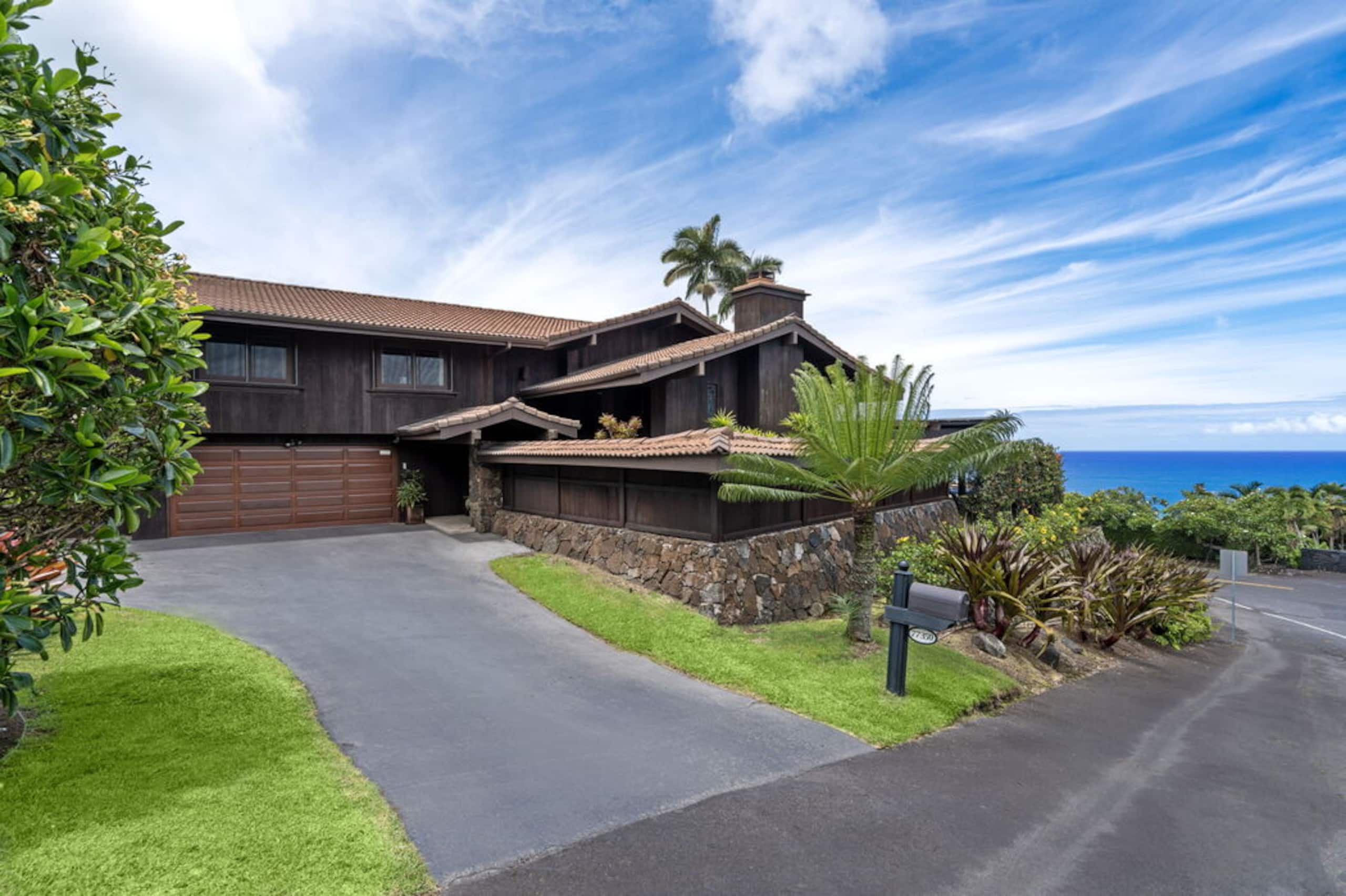 Home in Kailua-Kona · ★5.0 · 3 bedrooms · 4 beds · 2.5 baths - Image 56