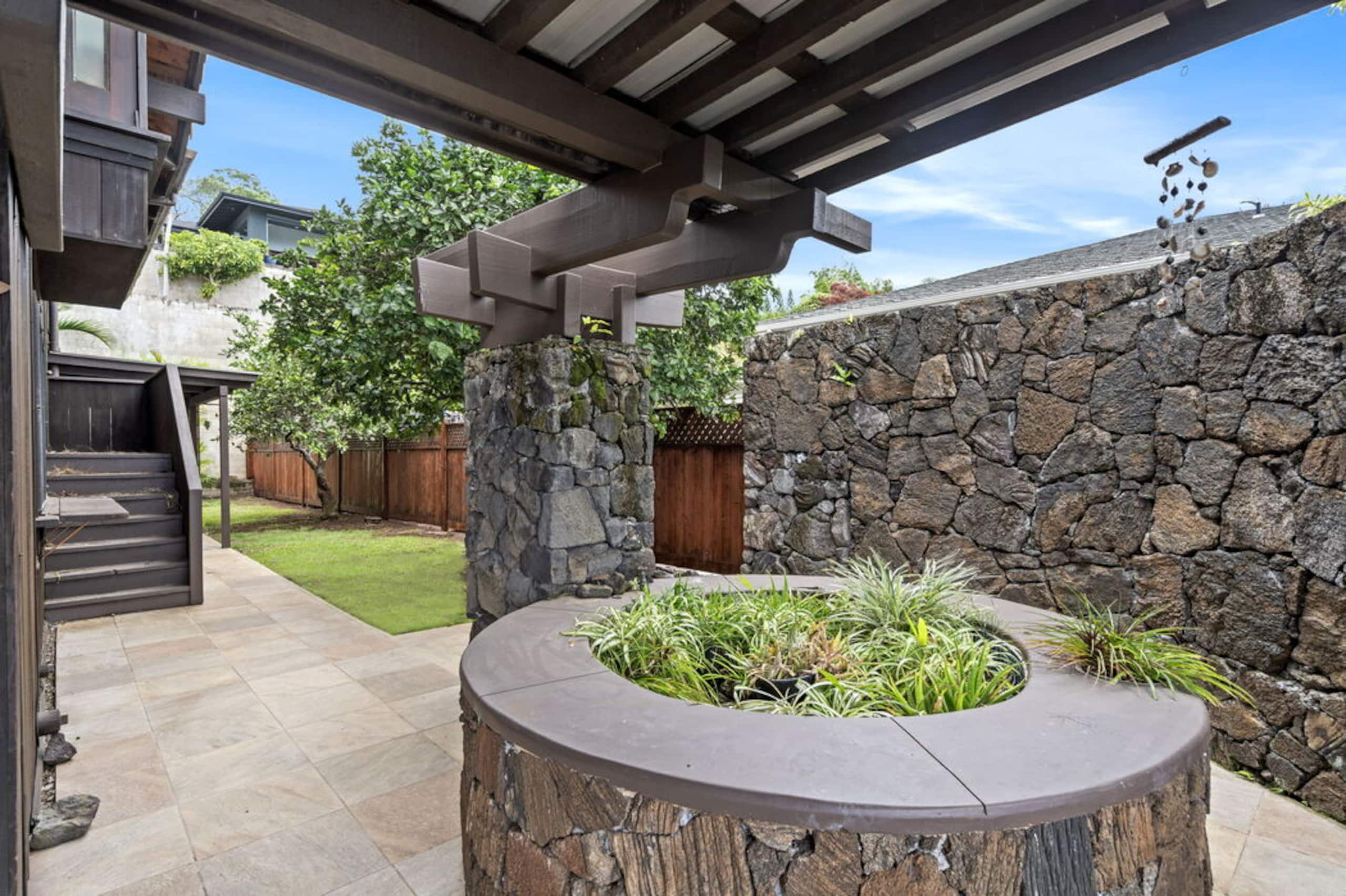 Home in Kailua-Kona · ★5.0 · 3 bedrooms · 4 beds · 2.5 baths - Image 45