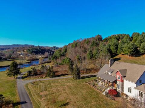Robin Hoods Retreat - Luxury home - walk to river!